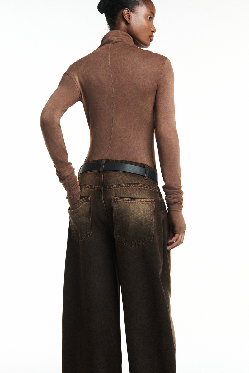CALÇA JEANS BALLON MARROM (8838238339299)