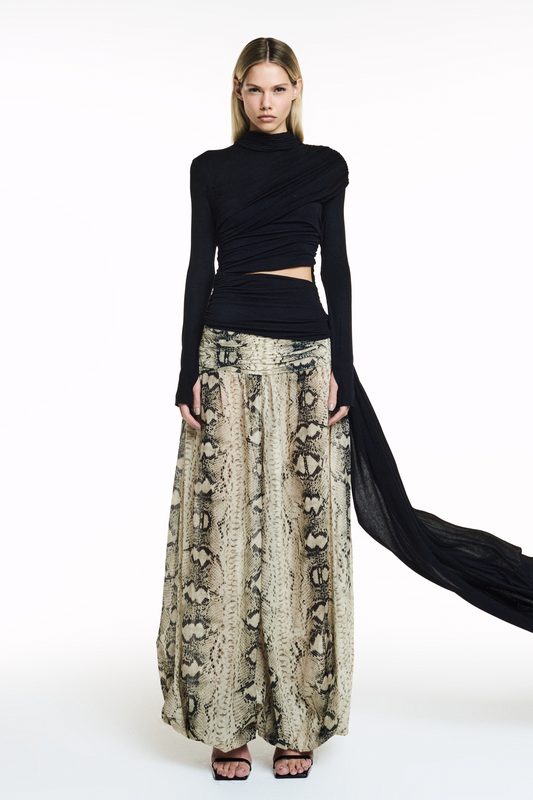 BLUSA GOLA ALTA MANGA LONGA TRANSPASSES MALHA PRETA (8838227362019)