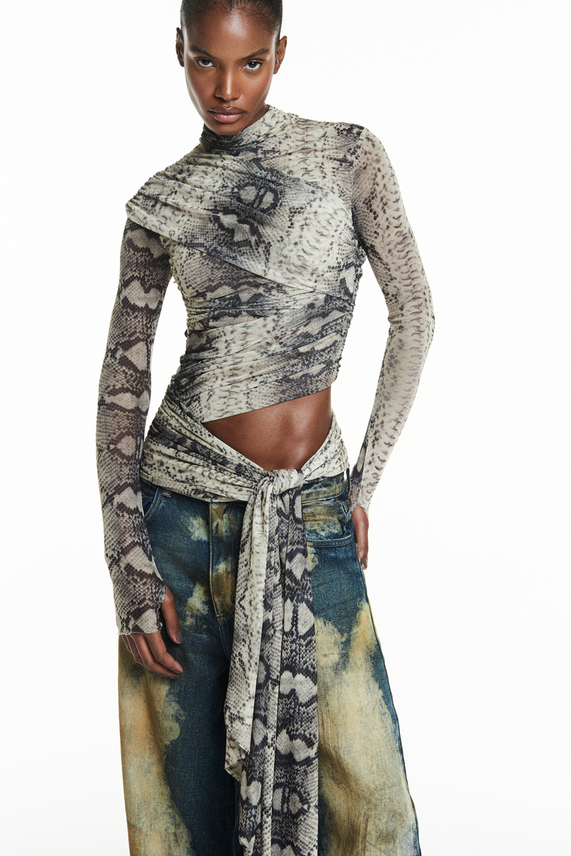 BLUSA GOLA ALTA MANGA LONGA TRANSPASSES TULE COBRA (8838227427555)