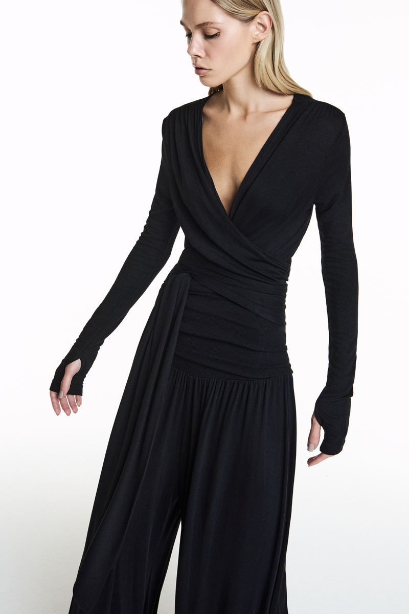 BLUSA CACHECOUER MALHA PRETA (8838226804963)