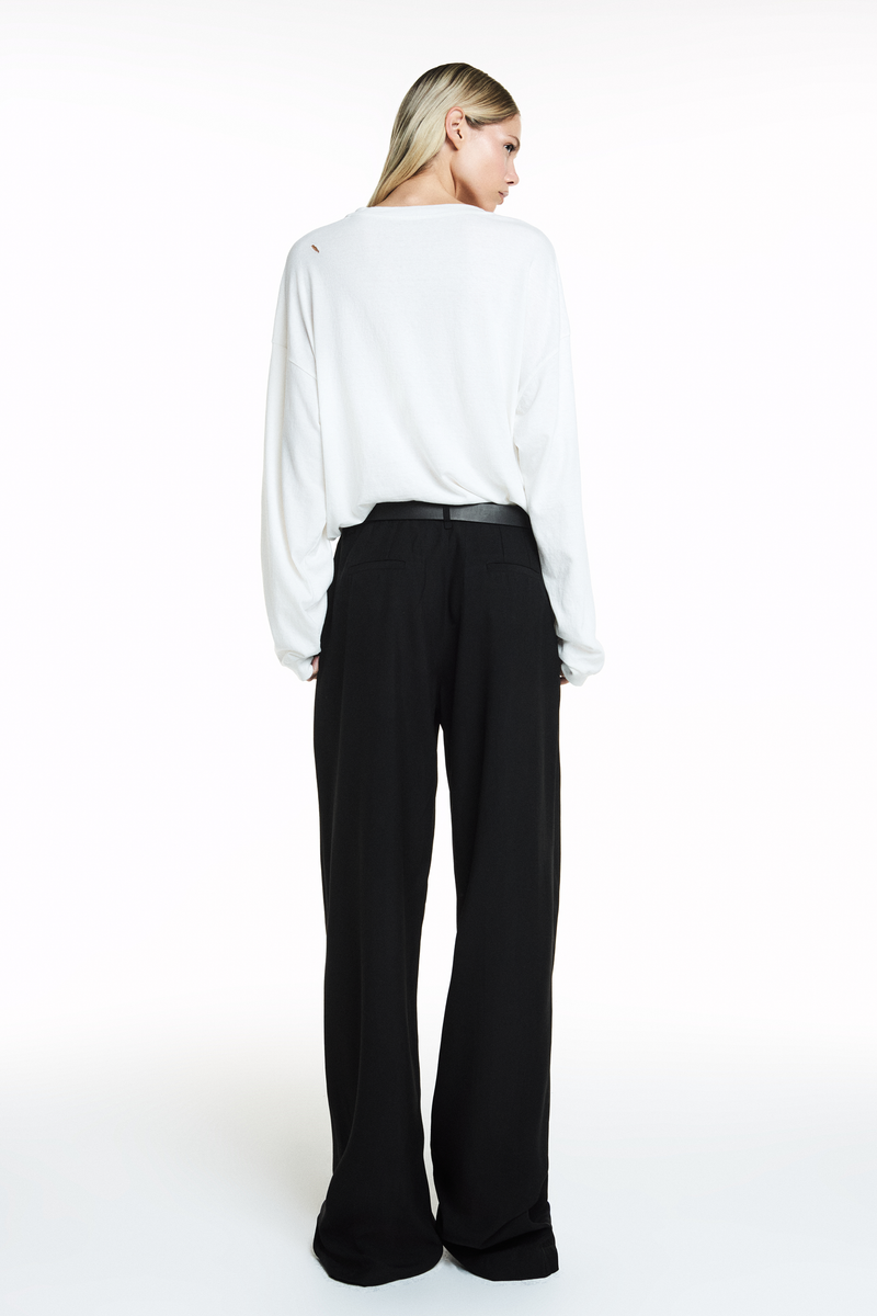 CALÇA ALFAIATARIA PREGAS CREPE PATOU PRETO (8809476915427)