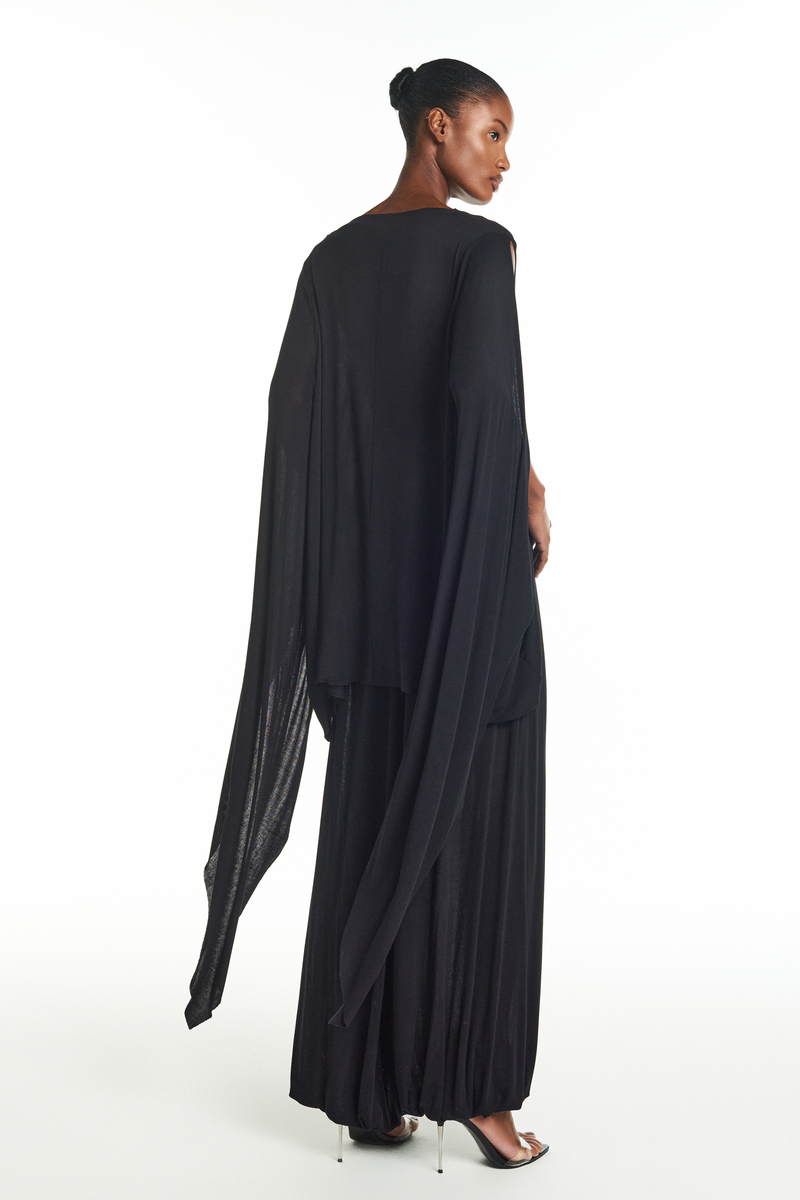 BLUSA AMPLA MANGA COM PONTA MALHA PRETA (8928980074723)