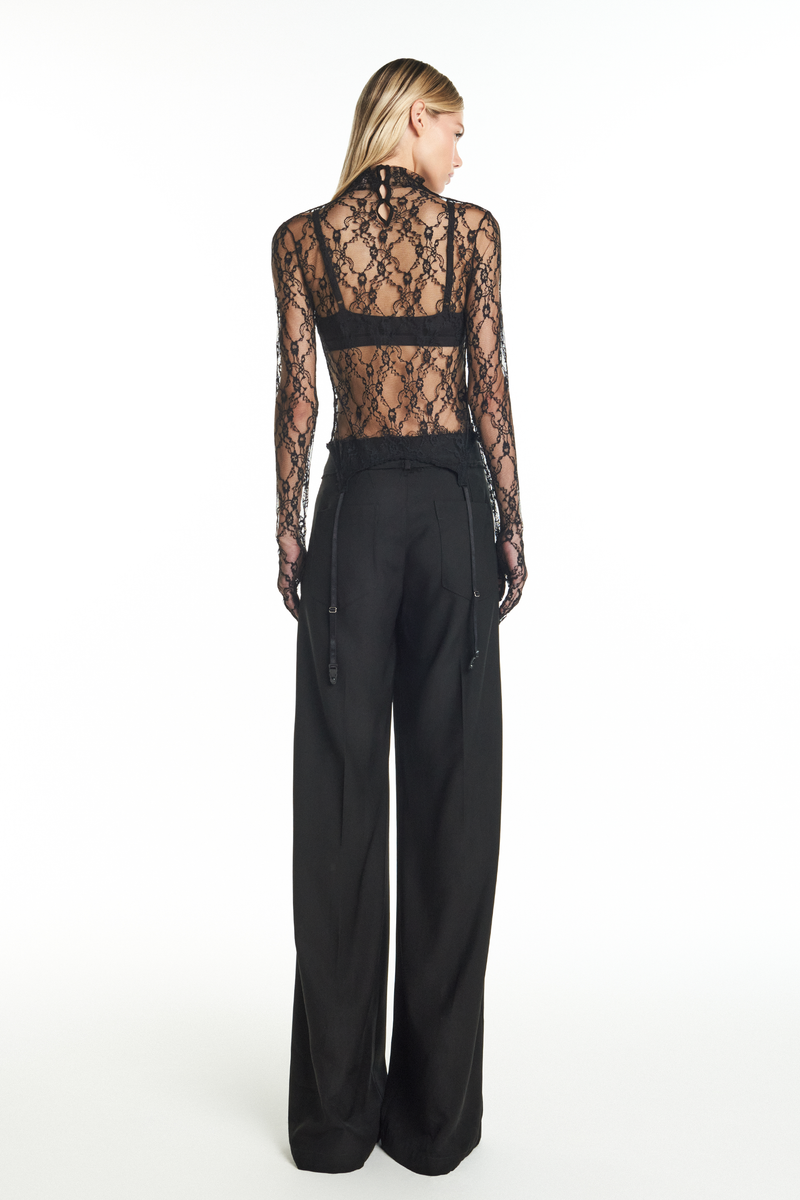 BLUSA MANGA LONGA LUVA ESPARTILHO RENDA PRETA (8928982040803)