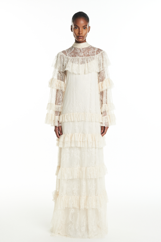 VESTIDO LONGO GOLA ALTA BABADOS RENDA OFF WHITE (8928998031587)