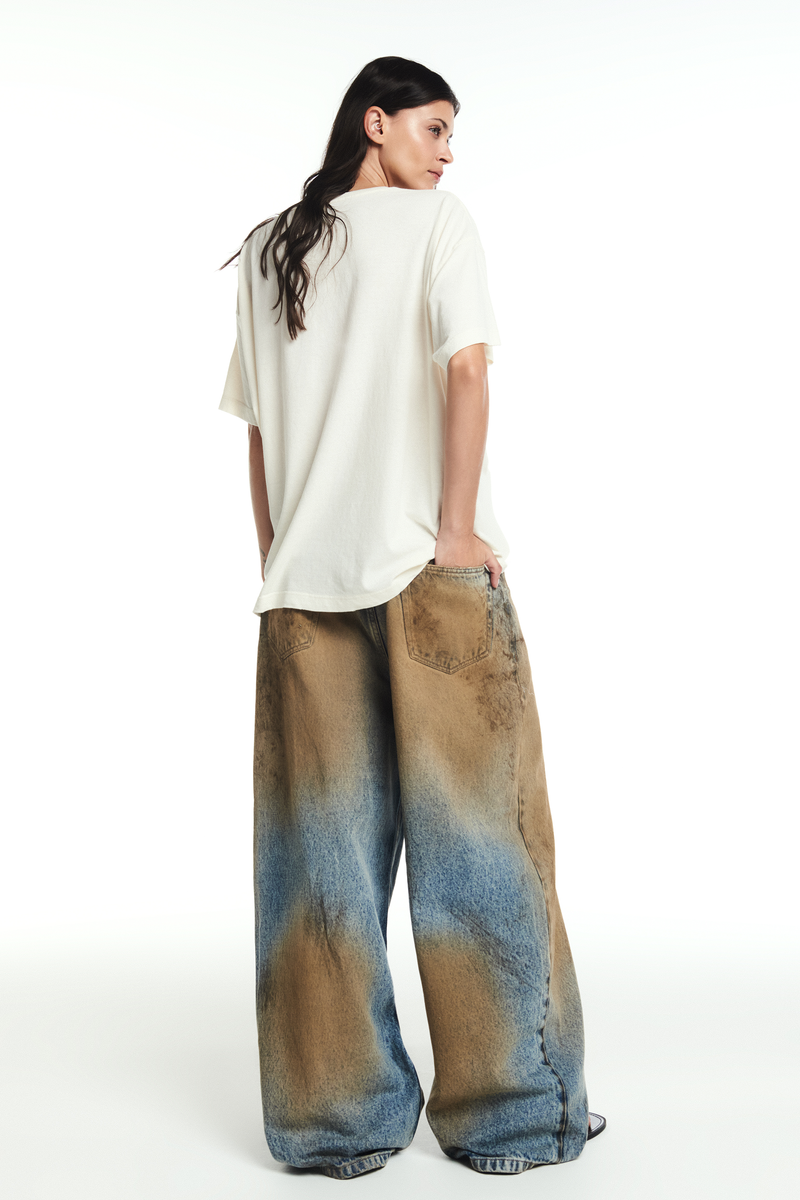 CALÇA JEANS BALLON MANCHADA DIRTY (8865107575011)