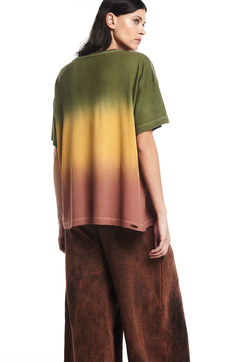 CAMISETA ONE LOVE DEGRADÊ (8864519160035)