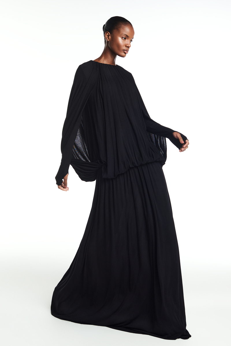 VESTIDO LONGO AMPLO CAPA MALHA PRETO (8864603046115)