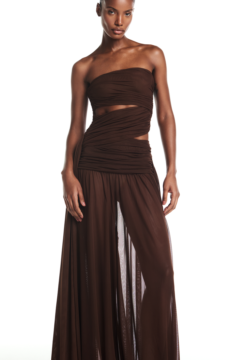 BLUSA TOMARA QUE CAIA TRANSPASSES TULE MARROM (8864517947619)