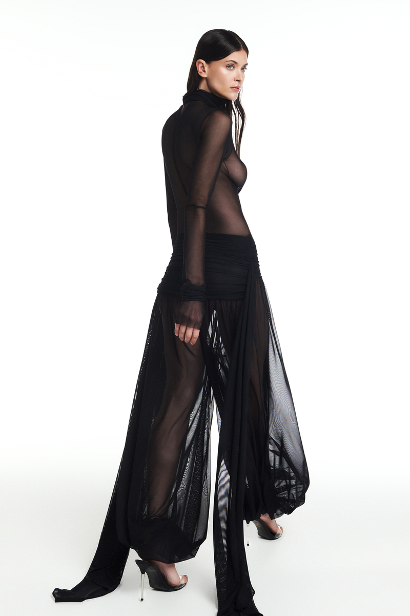 BLUSA GOLA ALTA MANGA LONGA TULE PRETO (8864517652707)