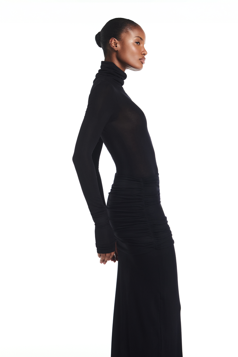 BLUSA MANGA LONGA GOLA ALTA MALHA PRETA (8809476620515)