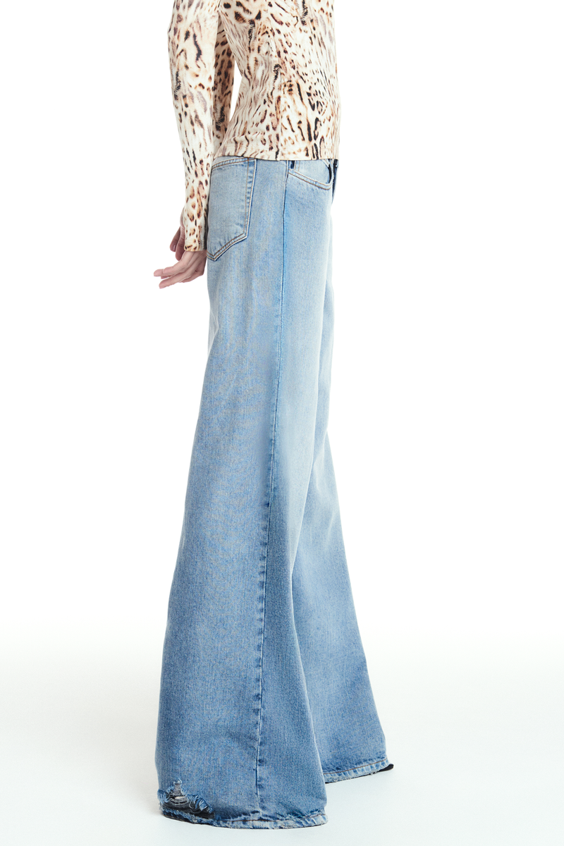 CALÇA JEANS FLARE CINTURA BAIXA (8906273456355)