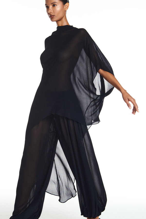 BLUSA KAFTAN ASSIMÉTRICA GEORGETE PRETO (8904896938211)