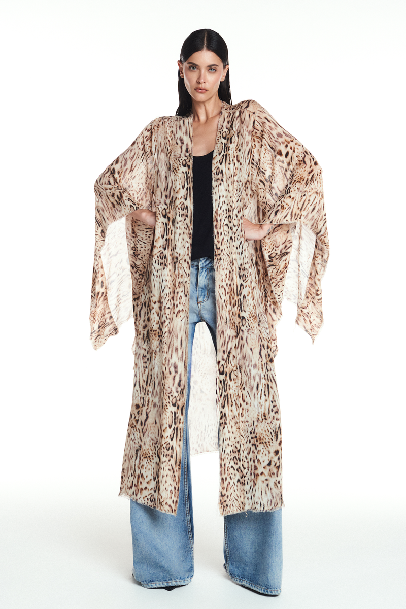 KIMONO LONGO MANGA LONGA GEORGETE ONÇA (8904898609379)