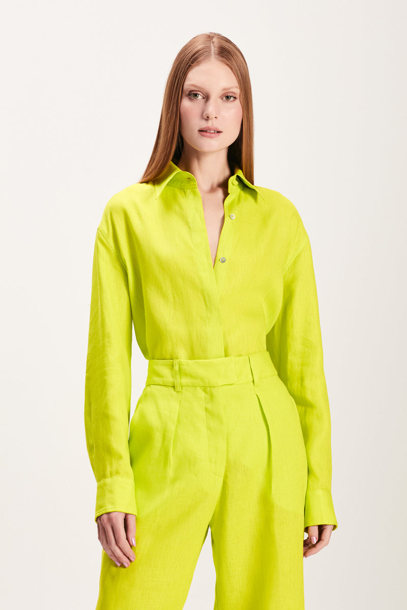 CALÇA PREGAS ALFAIATARIA VERDE LIMÃO (7855152857315)