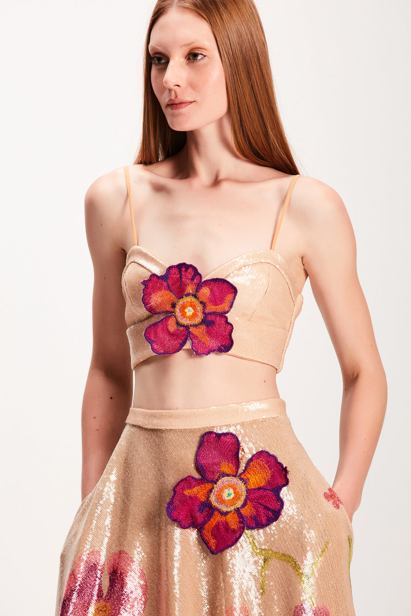 TOP CROPPED RECORTES PAETE BEGE FLOR BORDADA (7893686649059)