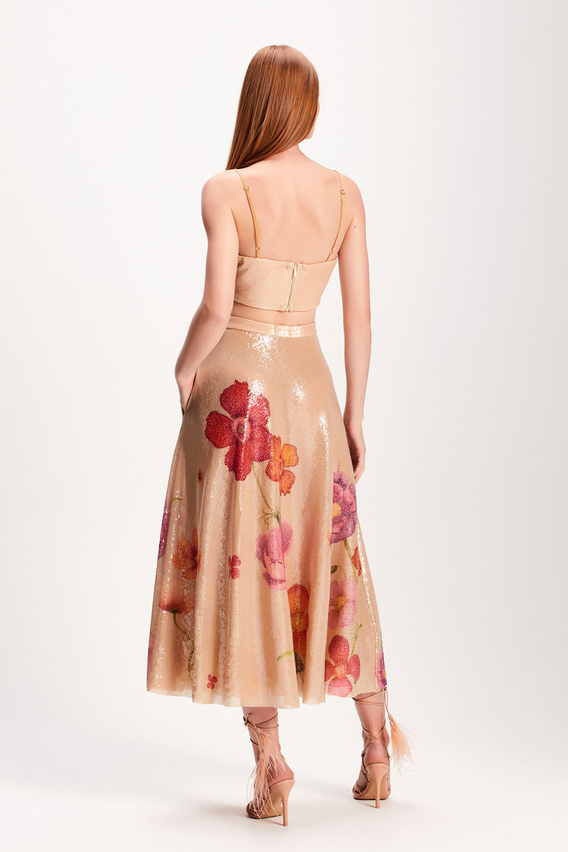 TOP CROPPED RECORTES PAETE BEGE FLOR BORDADA (7893686649059)