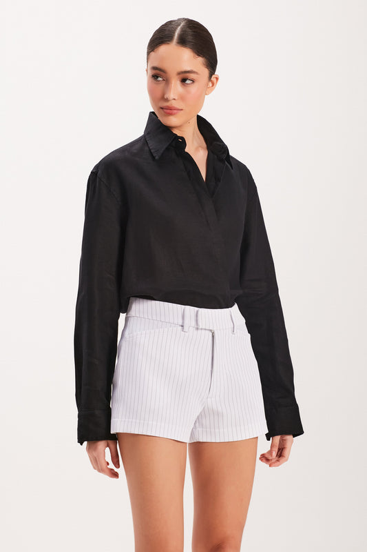 SHORTS RISCA DE GIZ BRANCO (8003071017187)