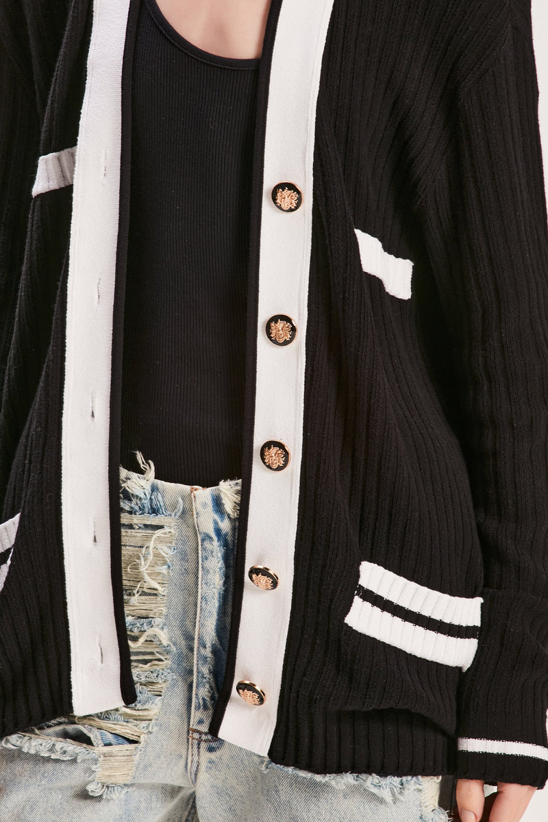 CARDIGAN TRICOT PRETO E OFF WHITE (8049934270691)