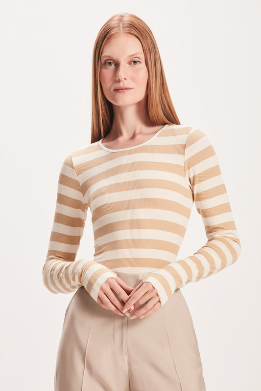 CAMISETA MANGA LONGA LISTRAS BEGE E OFF WHITE (8049934106851)