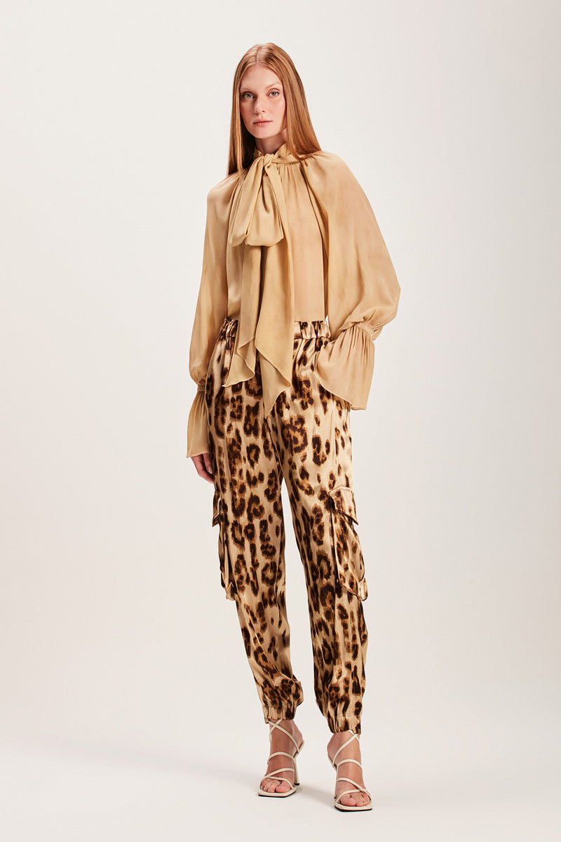 CALÇA CARGO CETIM ONÇA CLARA (8066580938979)