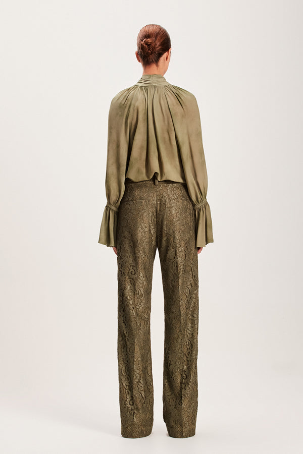 CALÇA LINHO E RENDA VERDE (8066581594339)