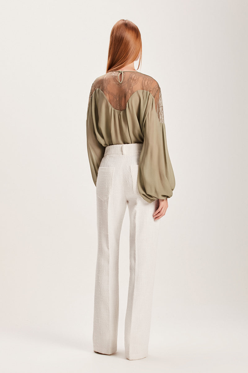 BLUSA GEORGETE DETALHE RENDA VERDE TINTURADA (8066580119779)