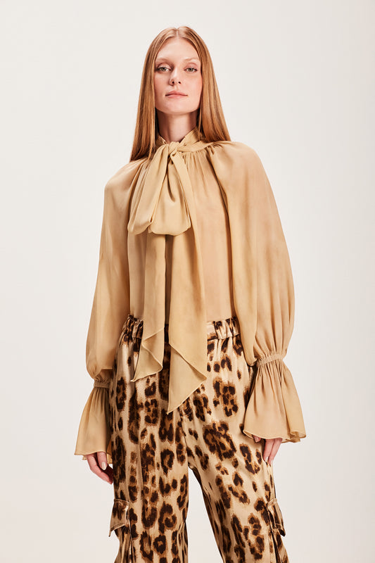 CAMISA GEORGETE LAÇO BEGE TINTURADA (8066581954787)